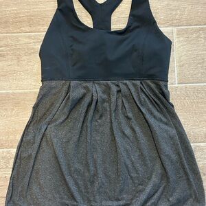 🖤 Lululemon Racerback Tank – Size Medium – Built-In Bra